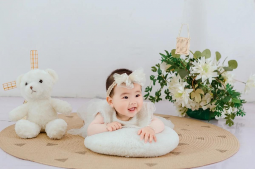 广水宝宝多久会抬头